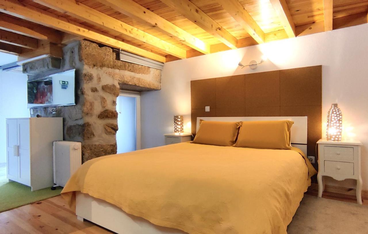 Casa Rural D 'Avo - Sossego Do Campo - 5 Adultos Alhais エクステリア 写真